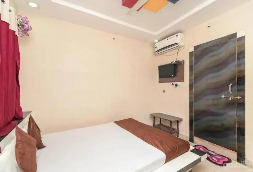 Deluxe Neljän Hengen Huone, Rameshwaram