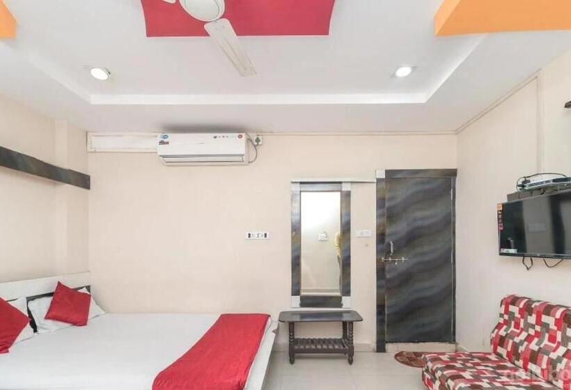Quarto Quádruplo Deluxe, Rameshwaram