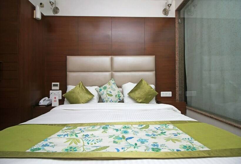 اتاق استاندارد, Sacheti Yatri Niwas