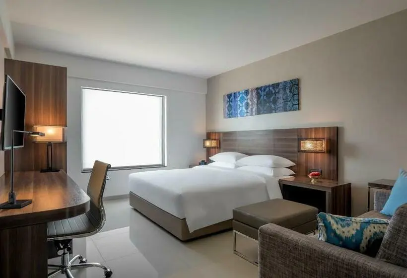 キングサイズベッドのスタンダードルーム, The Residency Towers, Rameswaram