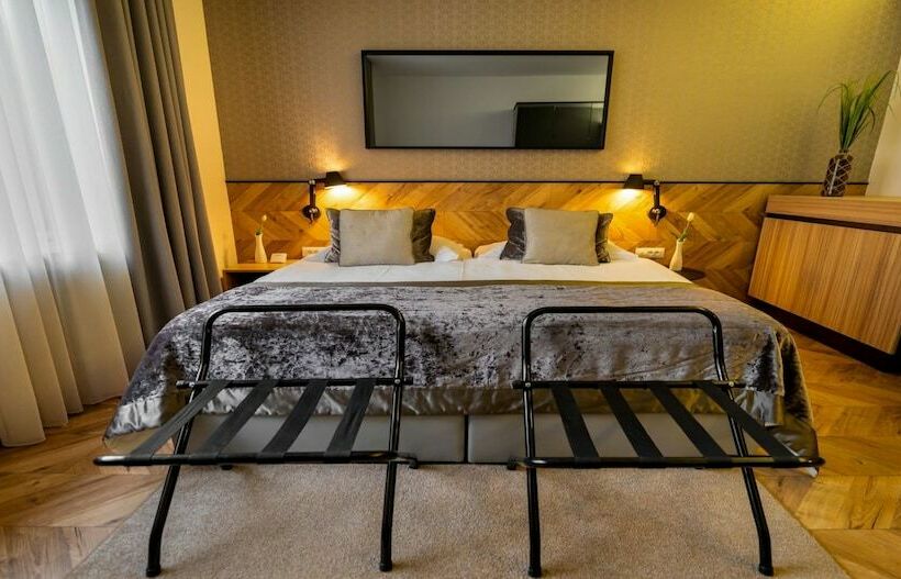 اتاق استاندارد, Urban Boutique Hotel Center