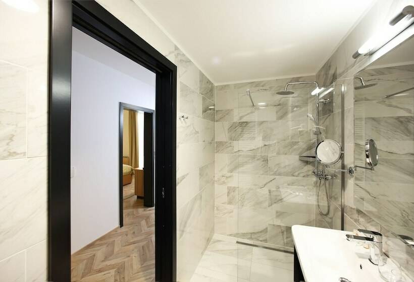 اتاق راحتی, Urban Boutique Hotel Center