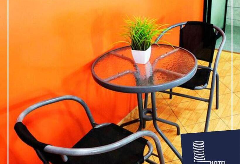 اتاق استاندارد سه نفره, Venture