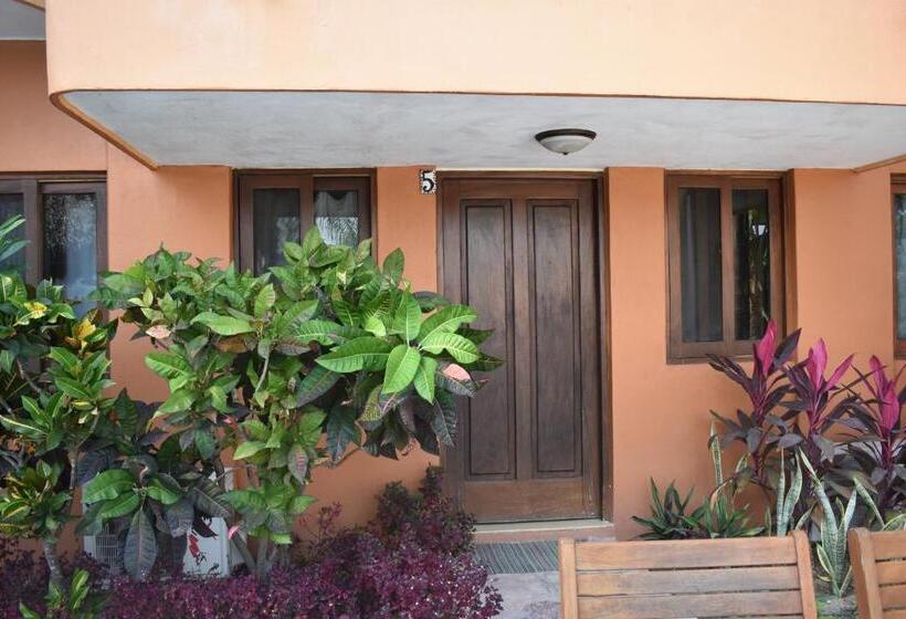 标准平房, Villas Chulavista