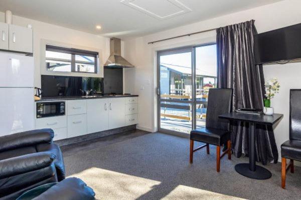 Студия Стандарт, Black On Grey