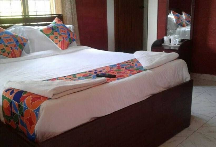 スタンダードルーム, Safari Land Villa Masinagudi   Hostel