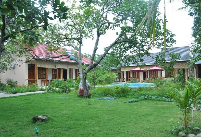 ویلای استاندارد با چشمانداز باغ, Thuy Van Bungalow