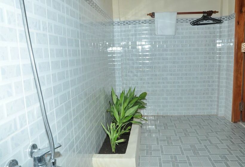 ویلای استاندارد با چشمانداز باغ, Thuy Van Bungalow