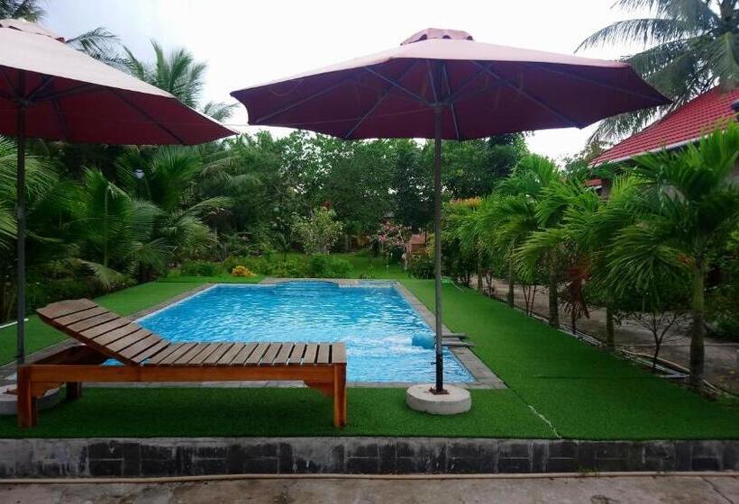 اتاق استاندارد با چشمانداز دریاچه, Thuy Van Bungalow