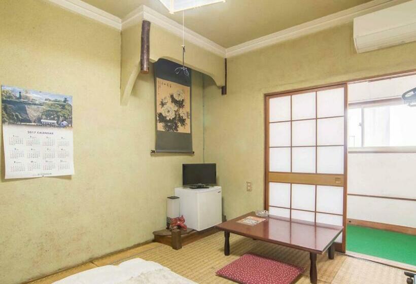 חדר סטנדרט, Kenrokuen