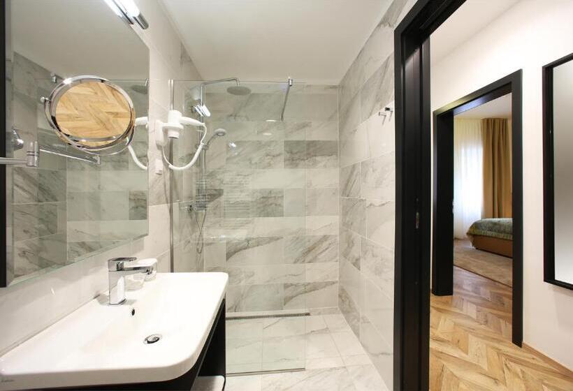 اتاق راحتی, Urban Boutique Hotel Center