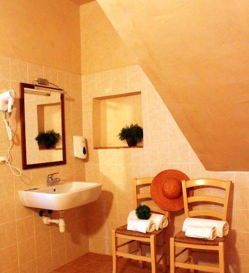 스탠다드 룸, Ostello Contessa Ava Dei Lambardi