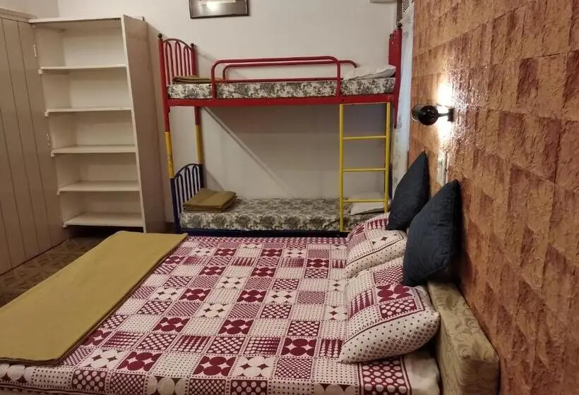 Chambre Familiale, Bis-lin Home Stay