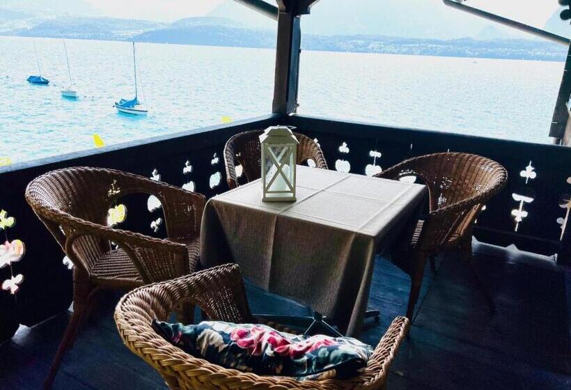 Номер Deluxe Вид на Озеро, Boutique Hotel Niesenblick   Direkt Am Thunersee Gelegen Mit Self Check In & Digitaler Rezeption