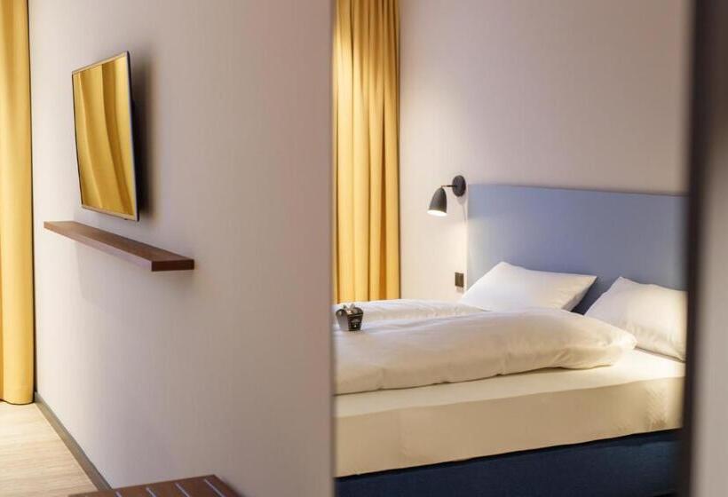 Трехместный Номер Superior, Elaya Hotel Goeppingen