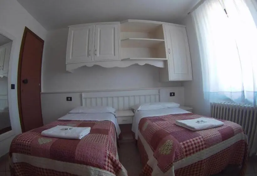 スタンダードルーム, Albergo Bel Soggiorno