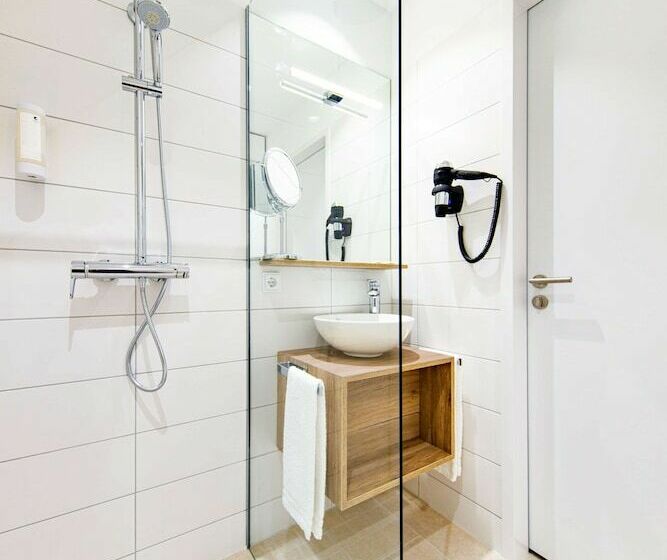 غرفة قياسية, Elaya Hotel Goeppingen