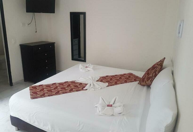 اتاق لوکس با تخت بزرگ, Blue Star