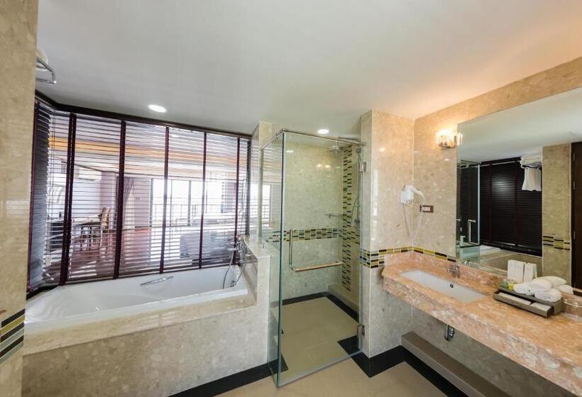 디럭스 룸, De Ladda