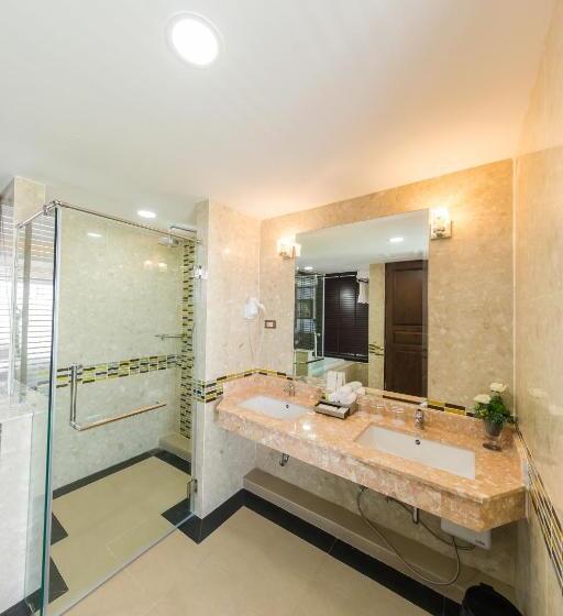 디럭스 룸, De Ladda