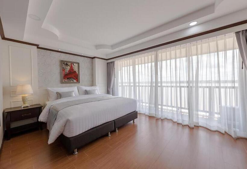 수피리어 룸, De Ladda