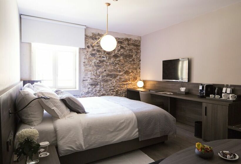 Номер Deluxe, Etoile De Pompadour