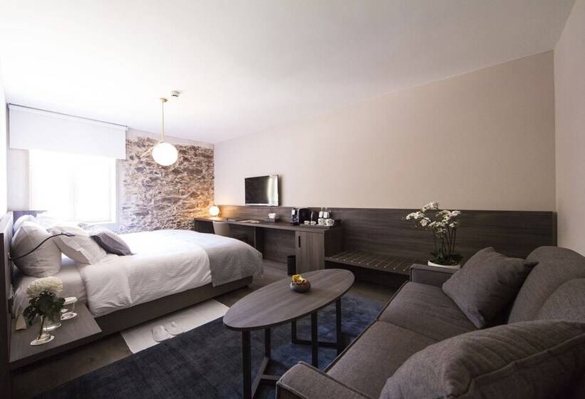 Номер Deluxe, Etoile De Pompadour