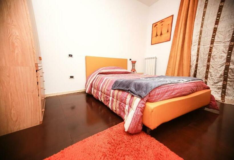 غرفة ديلوكس فردية, La Boheme Smart