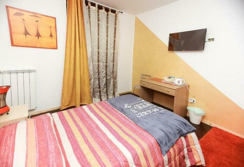 غرفة ديلوكس فردية, La Boheme Smart