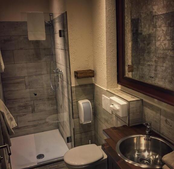 Номер Deluxe, Road Stop Wuppertal