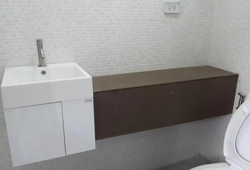 キングサイズベッドのスタンダードルーム, Natub Hostel