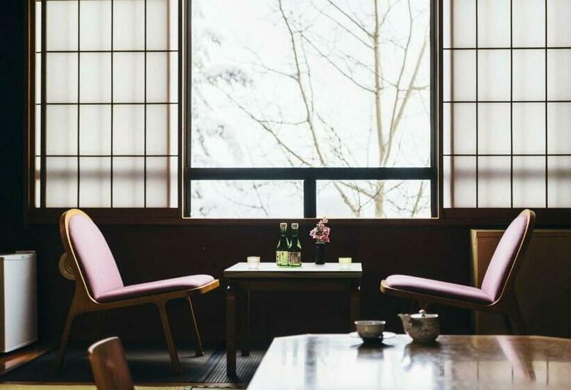 Номер Стандарт Совместная Ванная, Meitoya So