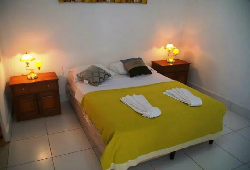 اتاق خانوادگی, Hostal Casa San Miguel