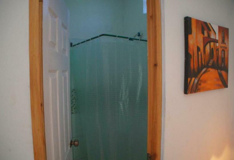 اتاق خانوادگی, Hostal Casa San Miguel