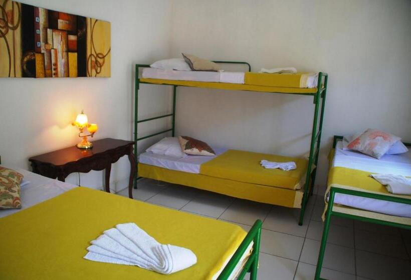اتاق استاندارد چهار تخته, Hostal Casa San Miguel