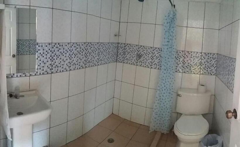 اتاق استاندارد سه نفره, Hostal Casa San Miguel