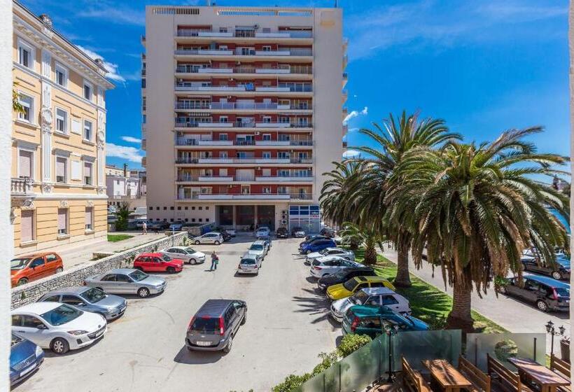 디럭스 룸 측면 바다 전망, Giardin Exclusive Rooms And Suite