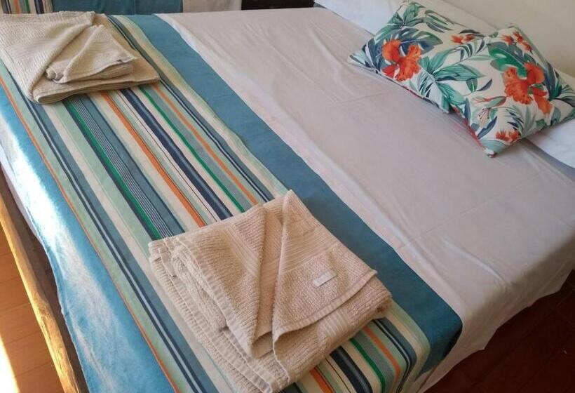 اتاق استاندارد چهار تخته, Cantinho Da Janete