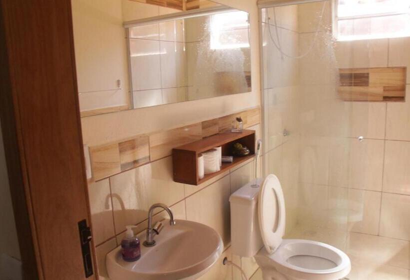 اتاق استاندارد چهار تخته, Cantinho Da Janete