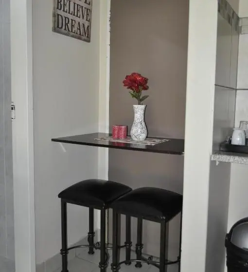 Perhehuone, Cashan Bnb