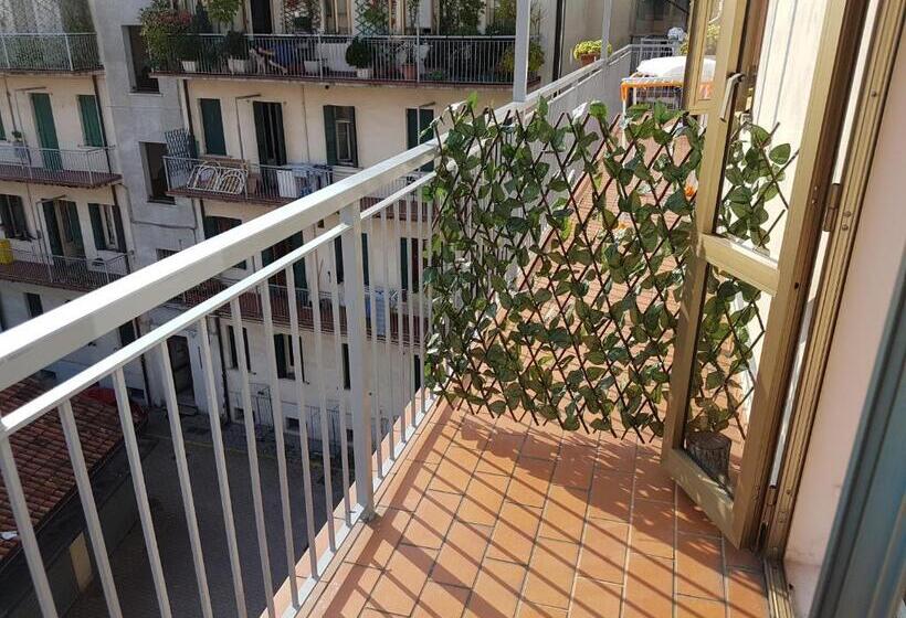 اتاق لوکس, New Life