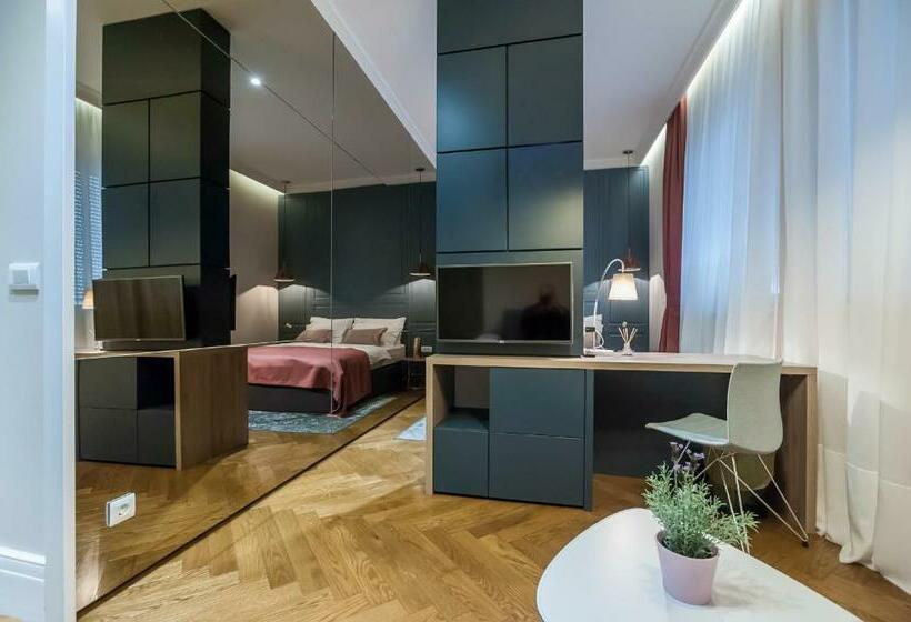 디럭스 룸, Zadera Accommodation