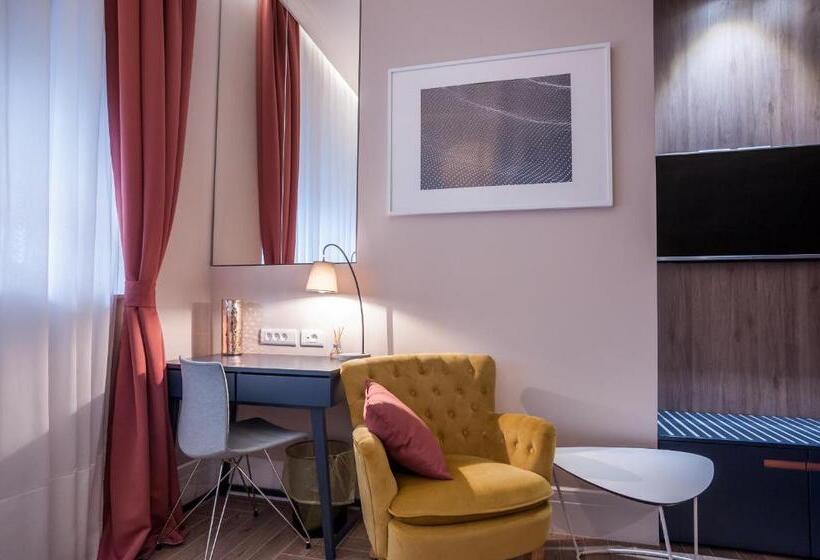 디럭스 룸, Zadera Accommodation
