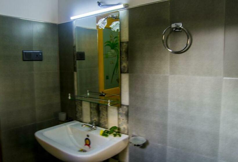 デラックスルーム, Girilena Resort