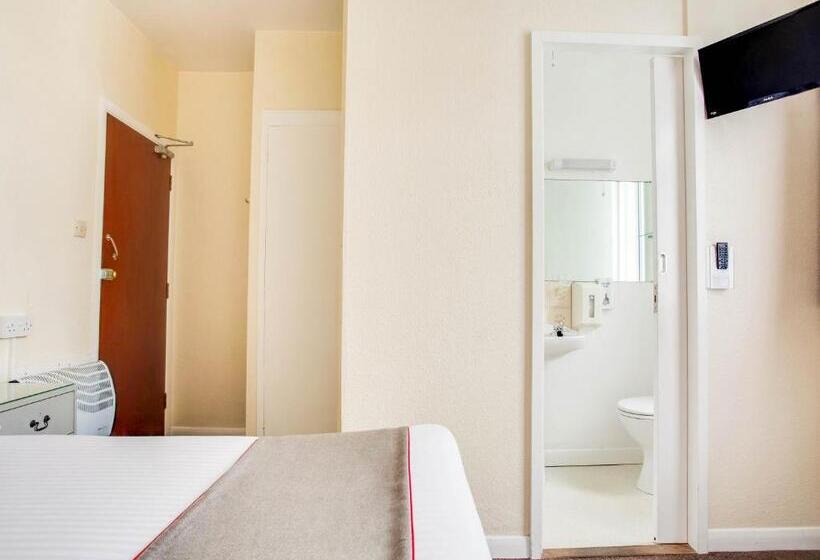 חדר סטנדרט, Godolphin Arms Hotel