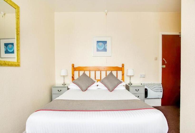 Номер Стандарт, Godolphin Arms Hotel