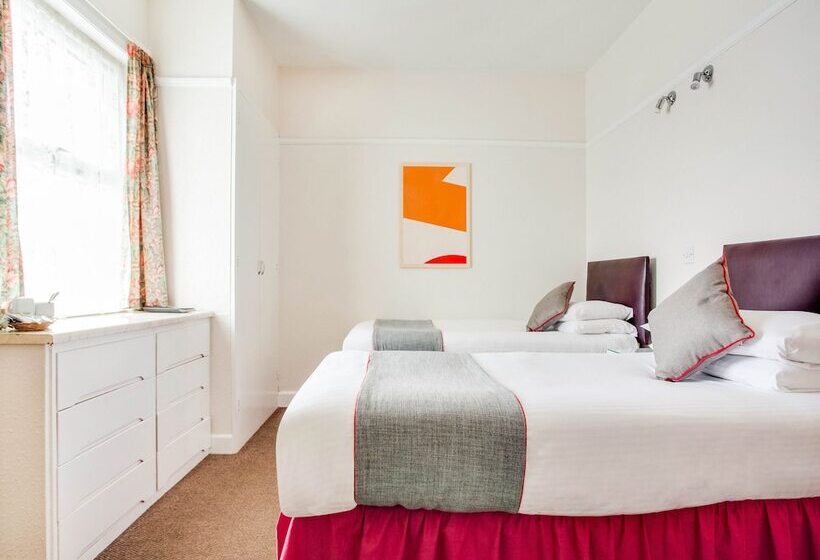 חדר סטנדרט, Godolphin Arms Hotel