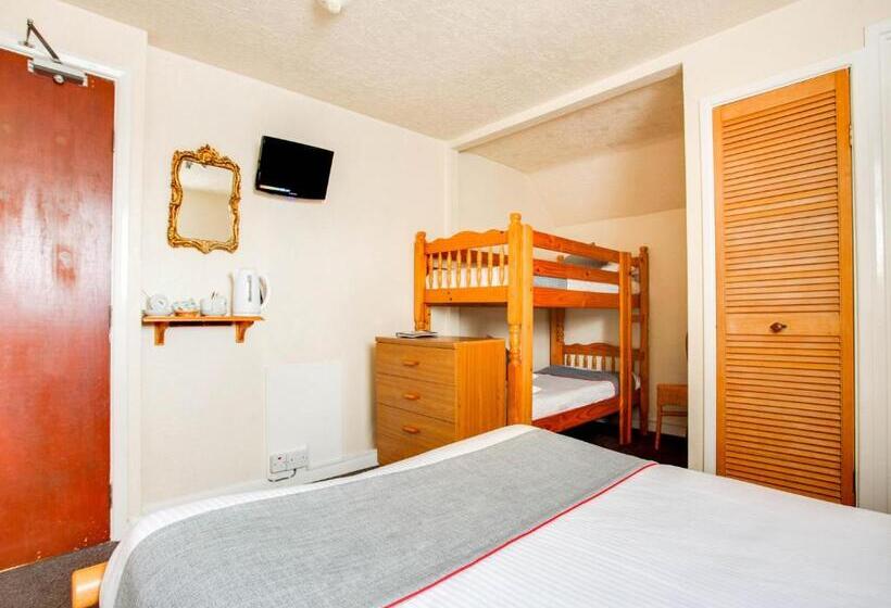 패밀리 룸, Godolphin Arms Hotel