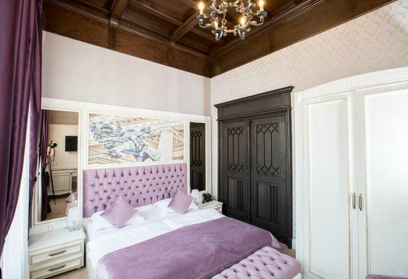 Номер Deluxe, Amtsapotheke