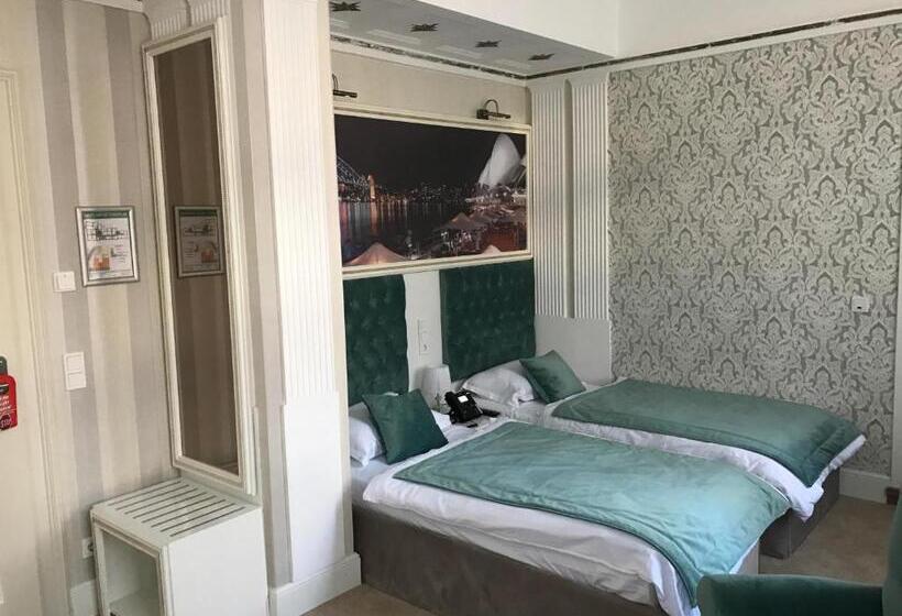 Номер Deluxe, Amtsapotheke